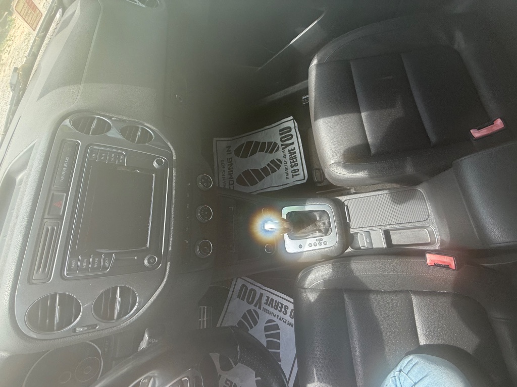 2016 Volkswagen Tiguan - $7,899