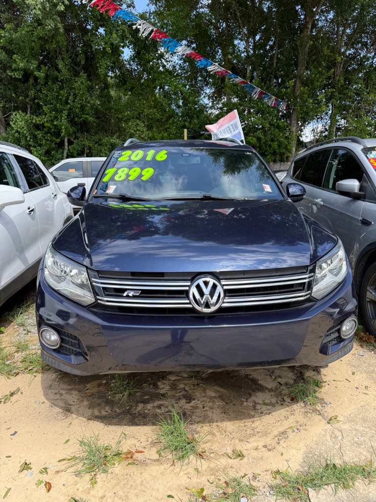 2016 Volkswagen Tiguan - $7,899