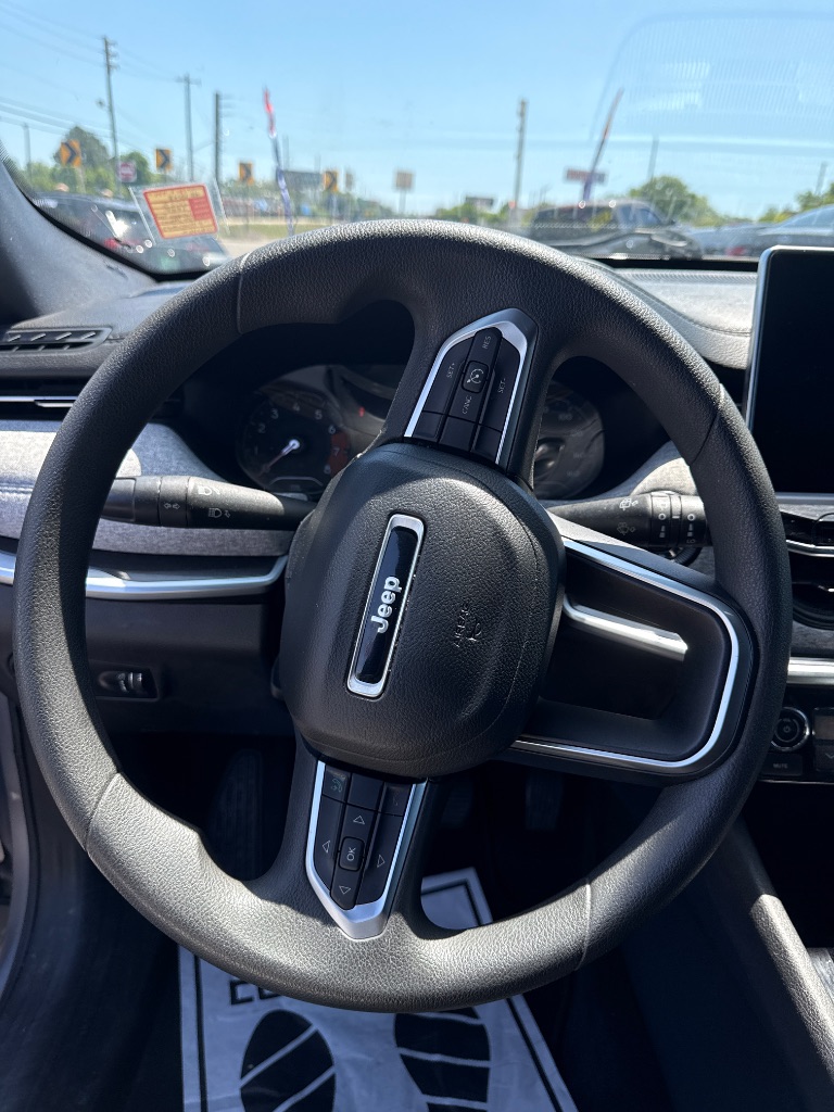 2023 Jeep Compass - $17,999