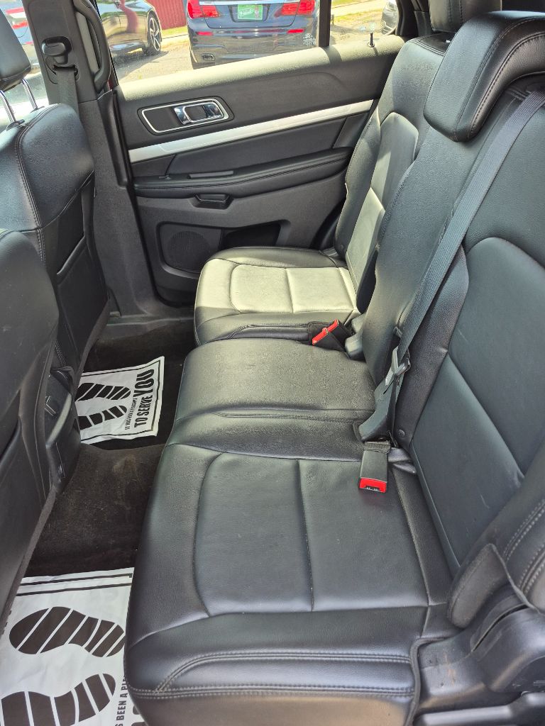 2017 Ford Explorer - $11,999