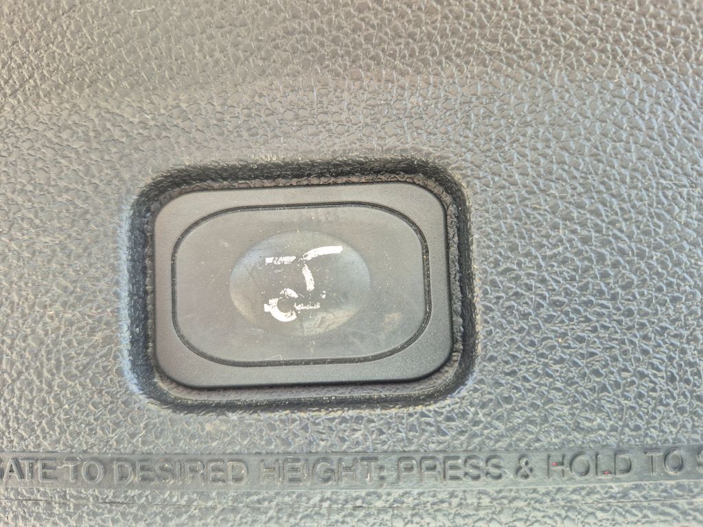 2017 Ford Explorer - $11,999