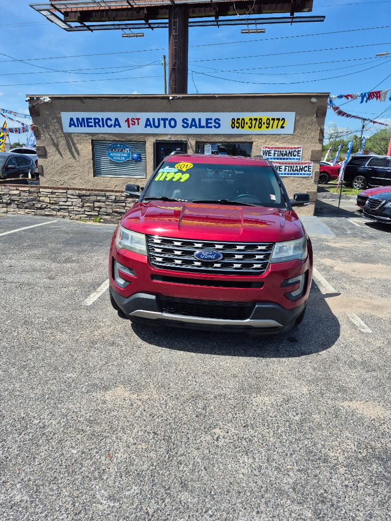 2017 Ford Explorer - $11,999