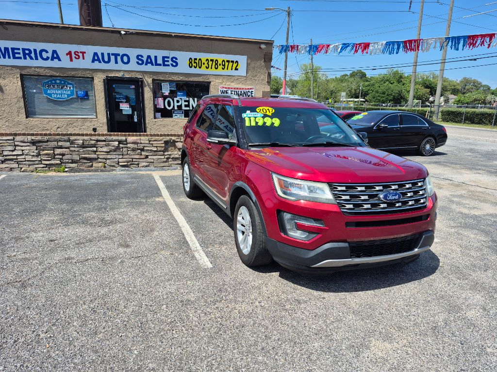 2017 Ford Explorer - $11,999