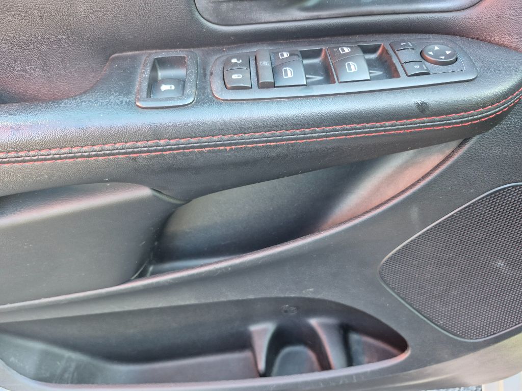2017 Dodge Grand Caravan - $6,999