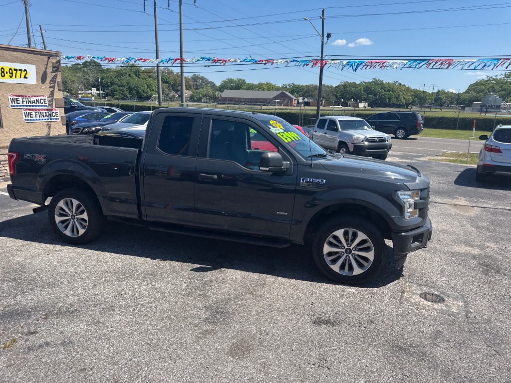 2017 Ford F-150 - $13,999