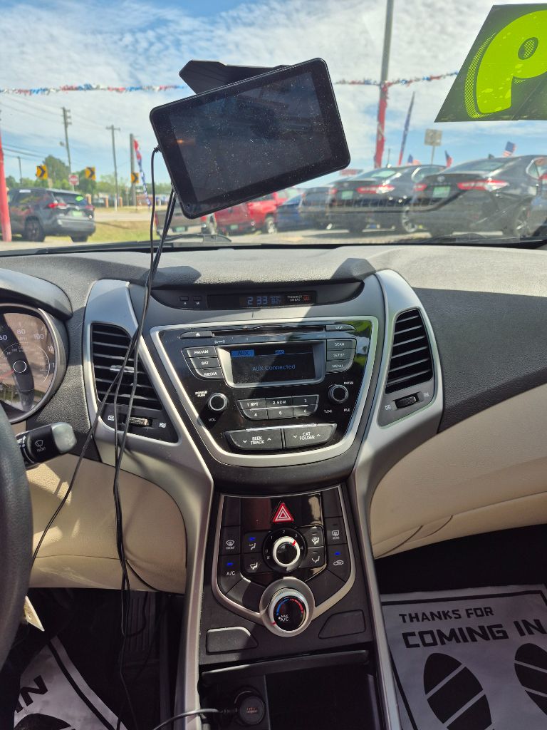 2016 Hyundai Elantra - $7,999