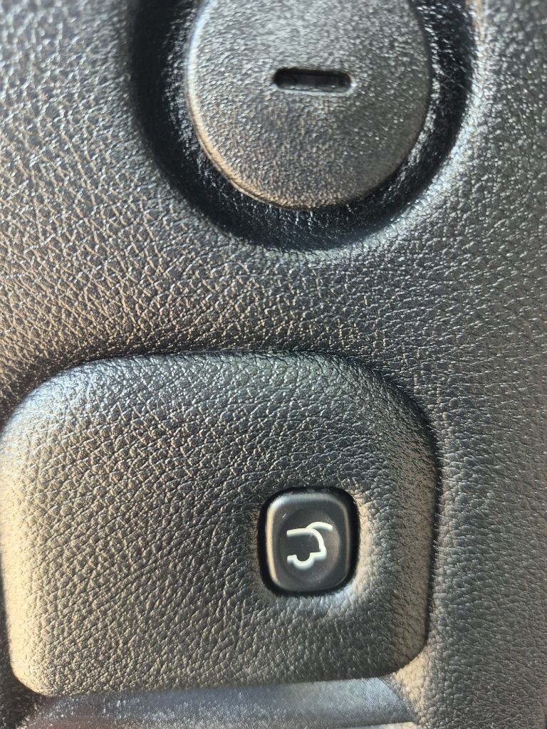 2018 Dodge Durango - $9,999