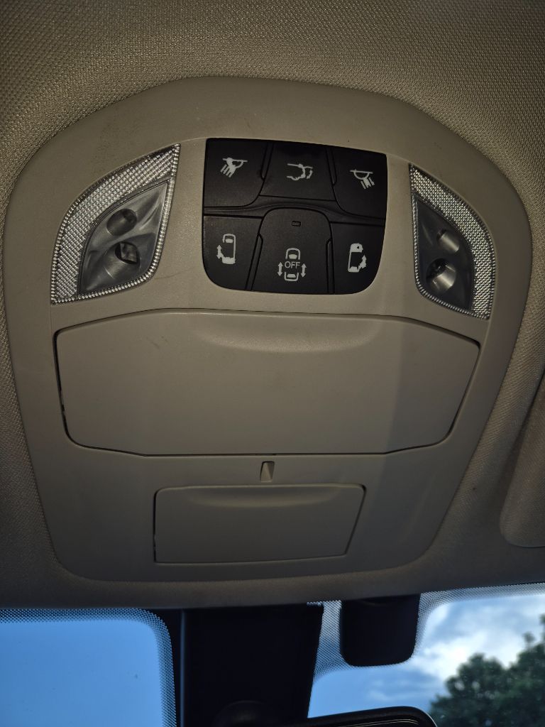 2020 Chrysler Pacifica - $9,999