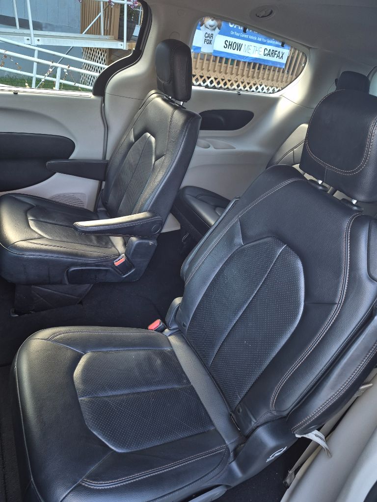 2020 Chrysler Pacifica - $9,999