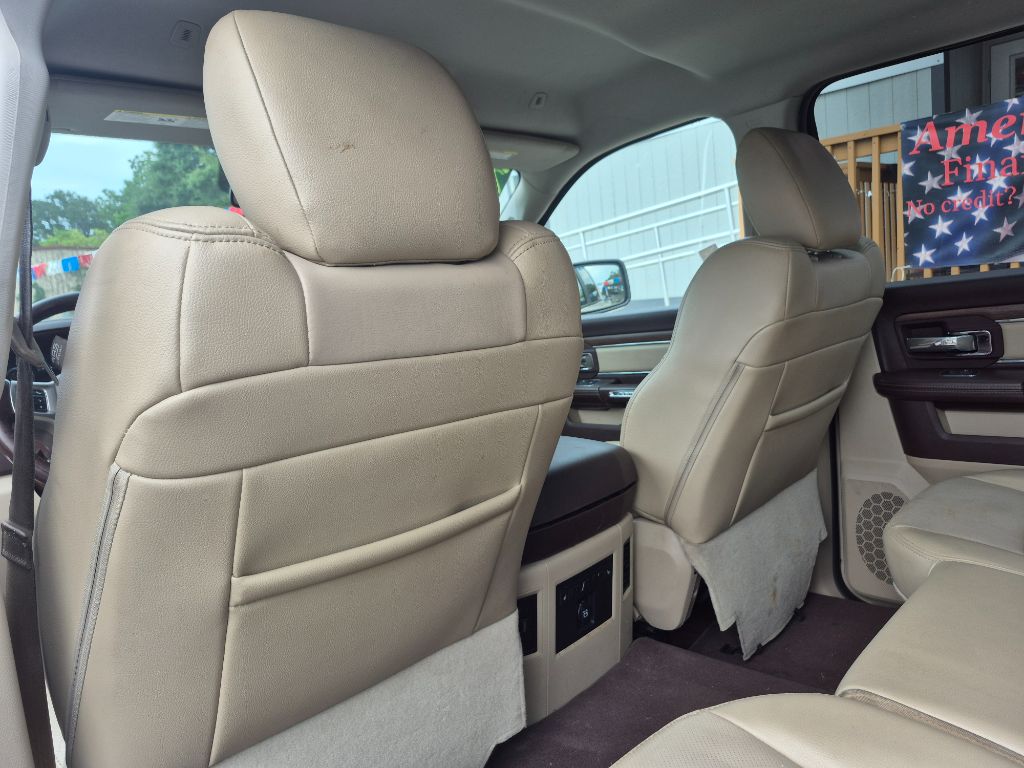 2017 Ram 1500 - $18,999