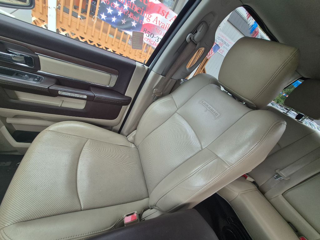 2017 Ram 1500 - $18,999
