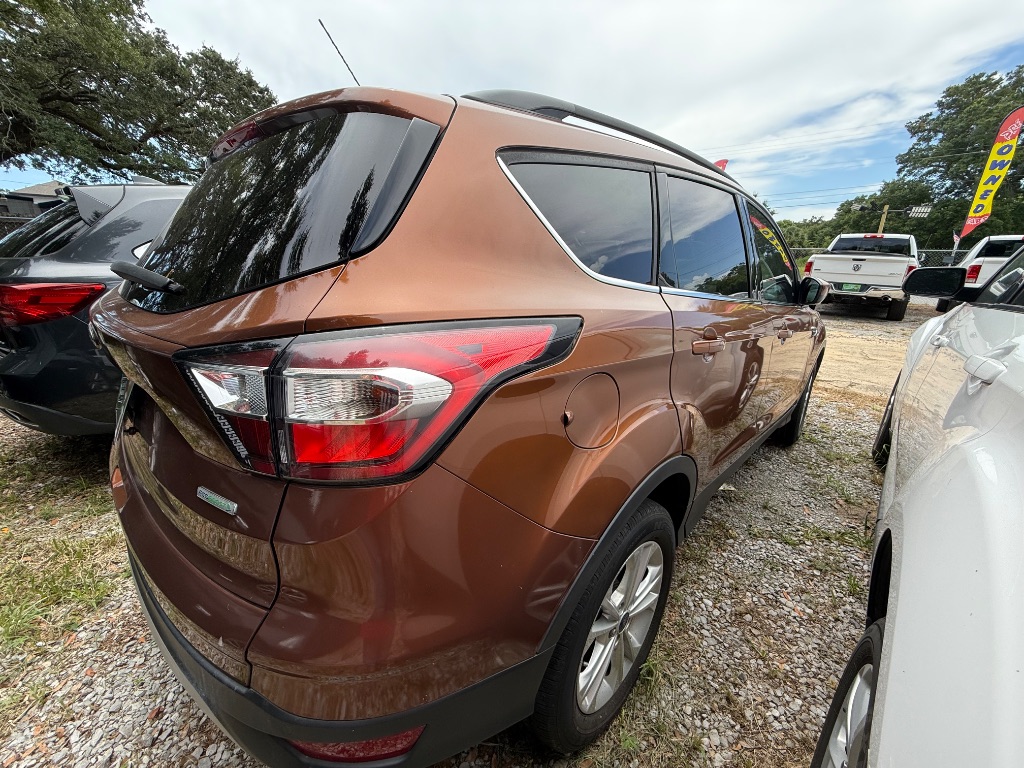 2017 Ford Escape - $8,999