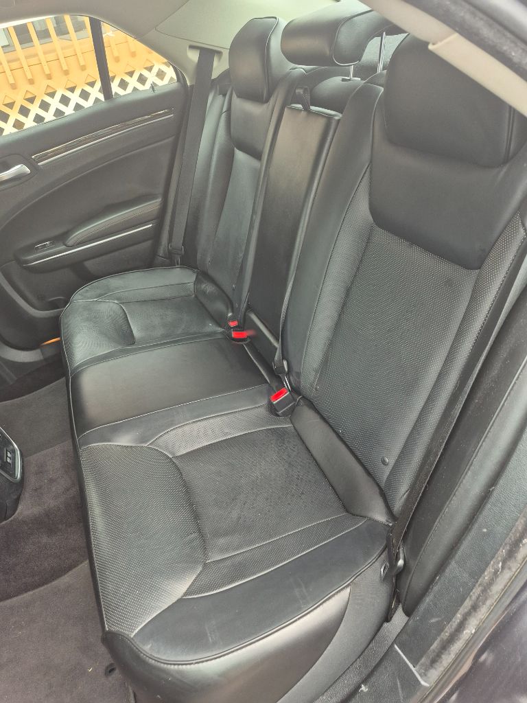 2017 Chrysler 300 - $11,999