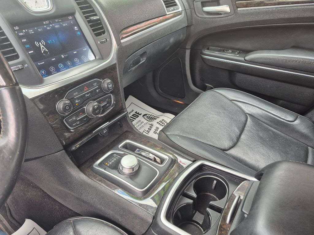 2017 Chrysler 300 - $11,999
