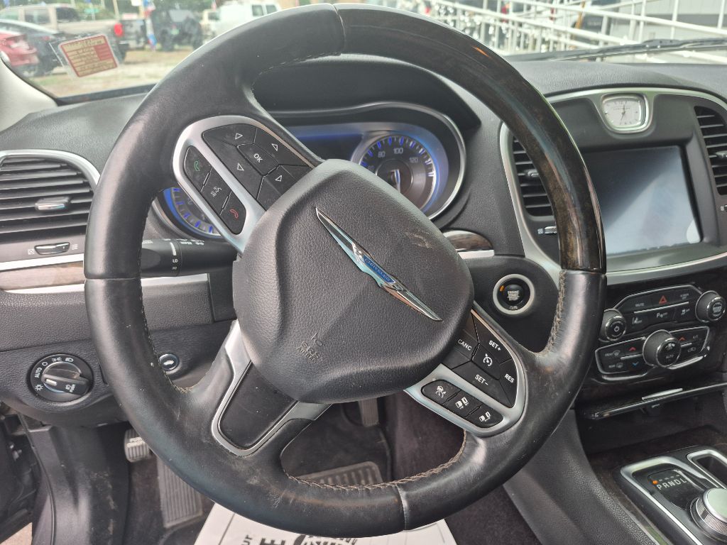 2017 Chrysler 300 - $11,999