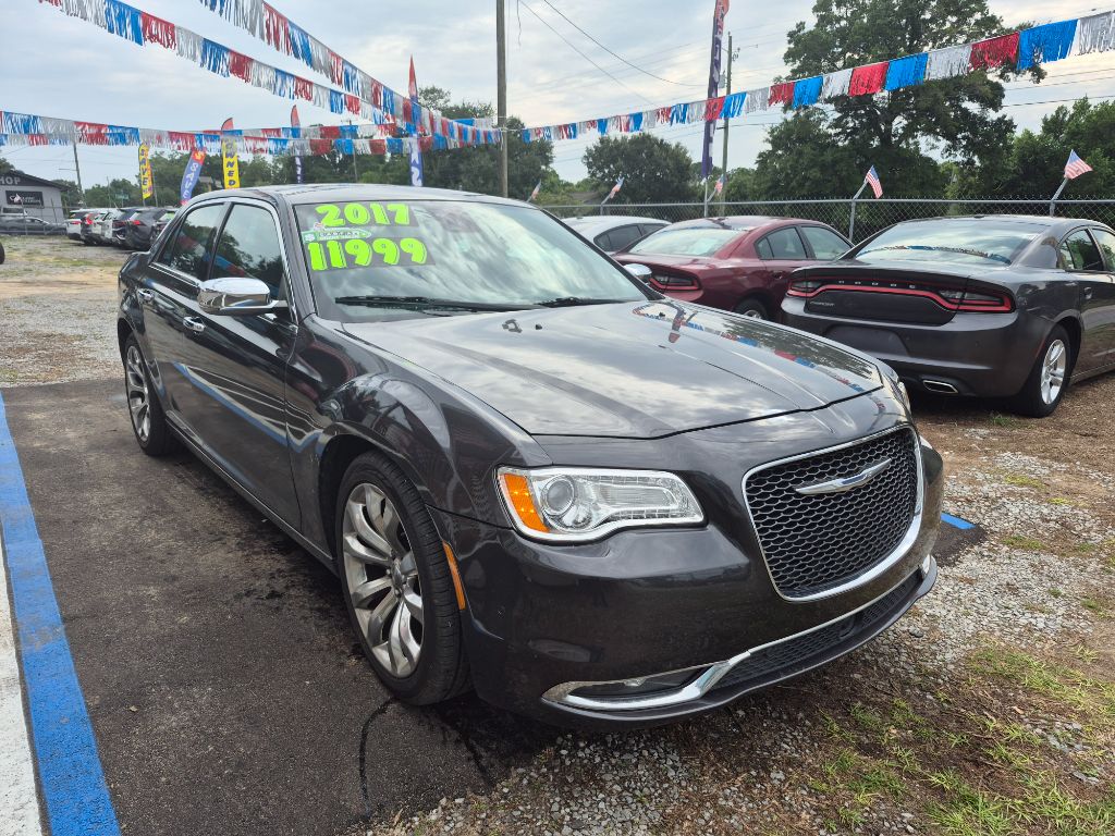 2017 Chrysler 300 - $11,999