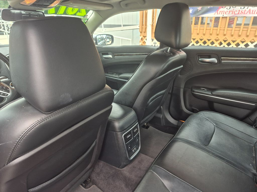 2017 Chrysler 300 - $11,999