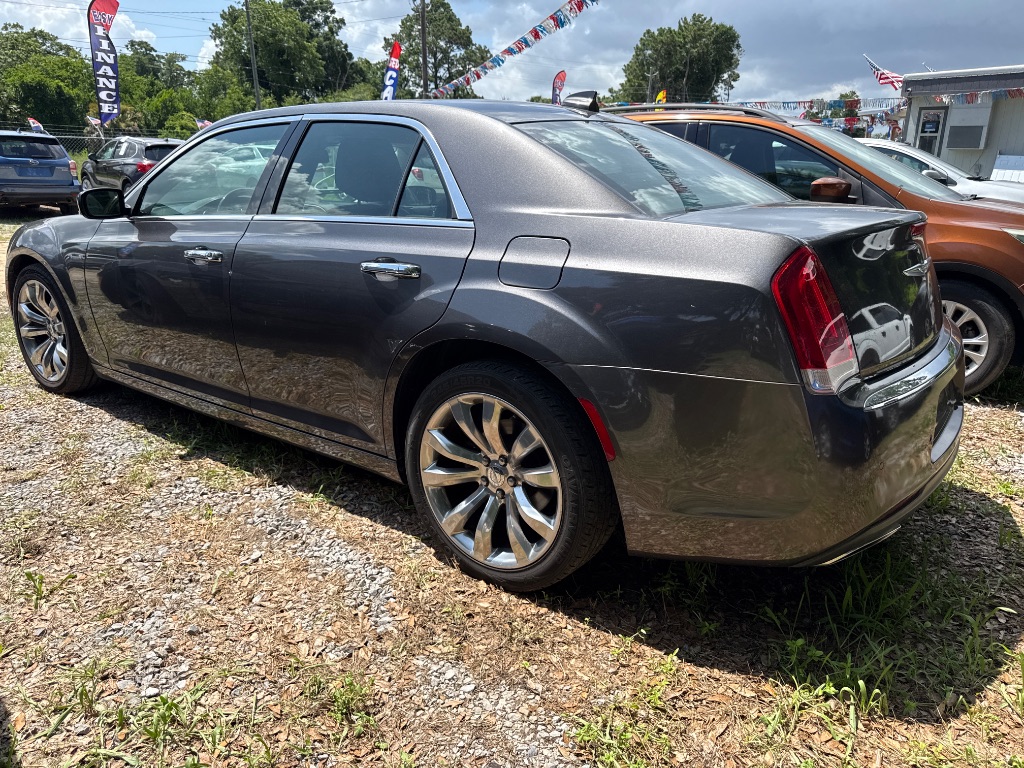 2017 Chrysler 300 - $11,999