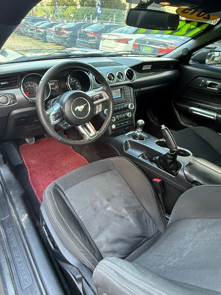 2015 Ford Mustang - $12,999