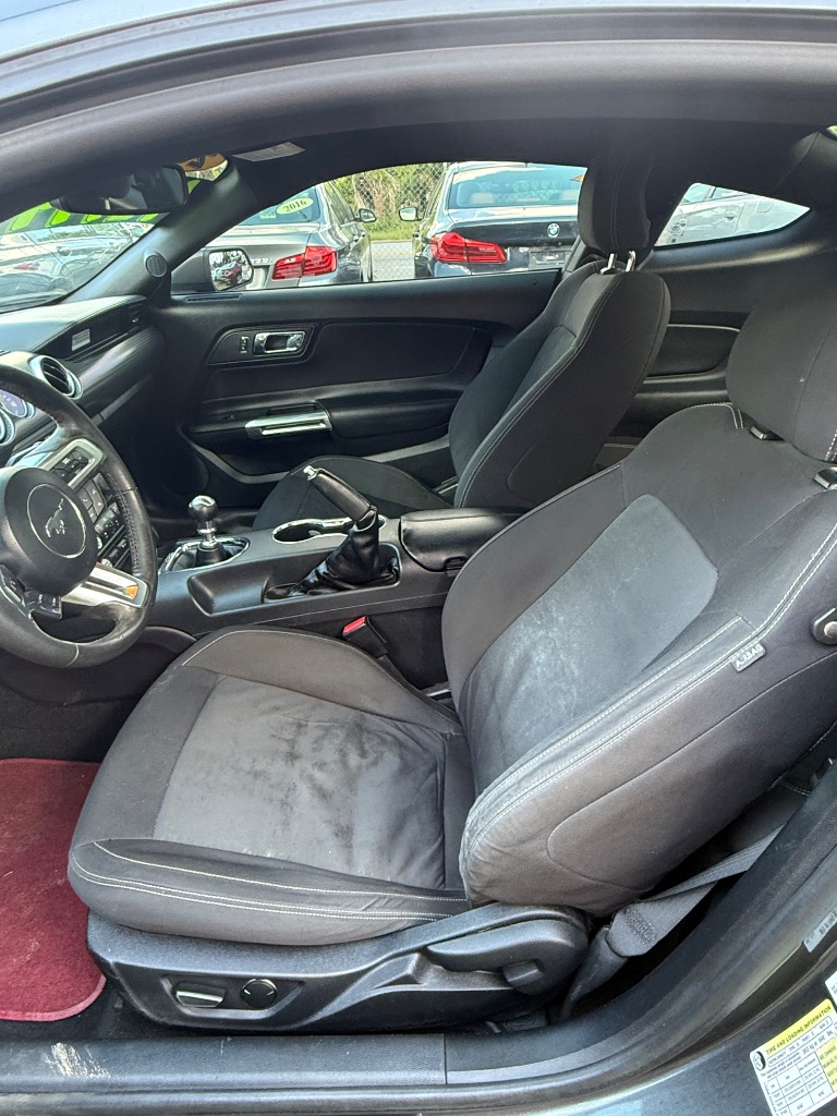 2015 Ford Mustang - $12,999