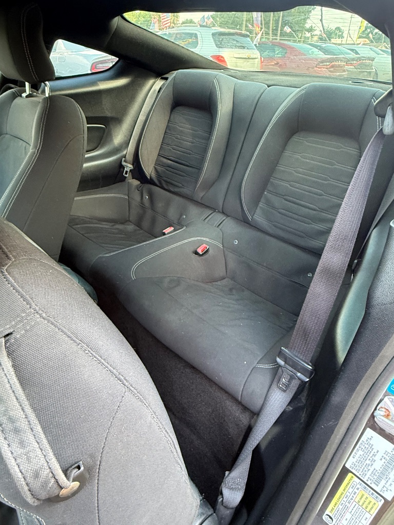 2015 Ford Mustang - $12,999