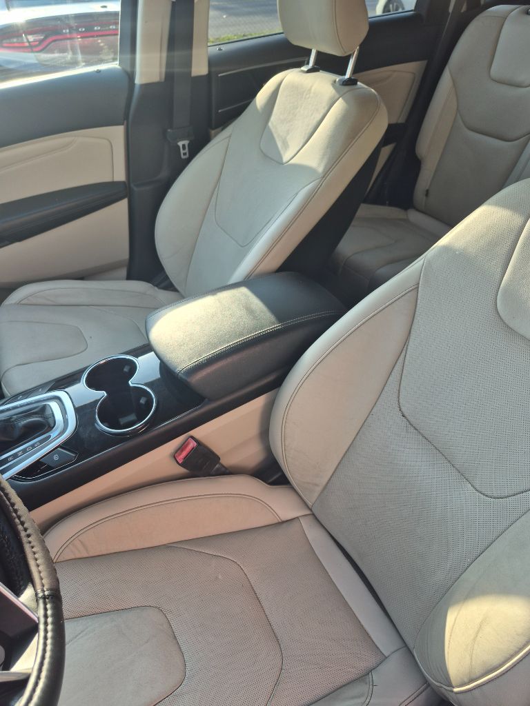 2015 Ford Edge