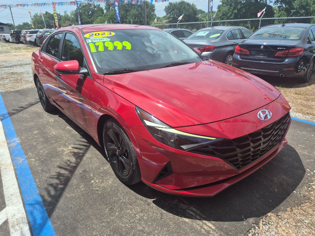 2023 Hyundai Elantra - $17,499