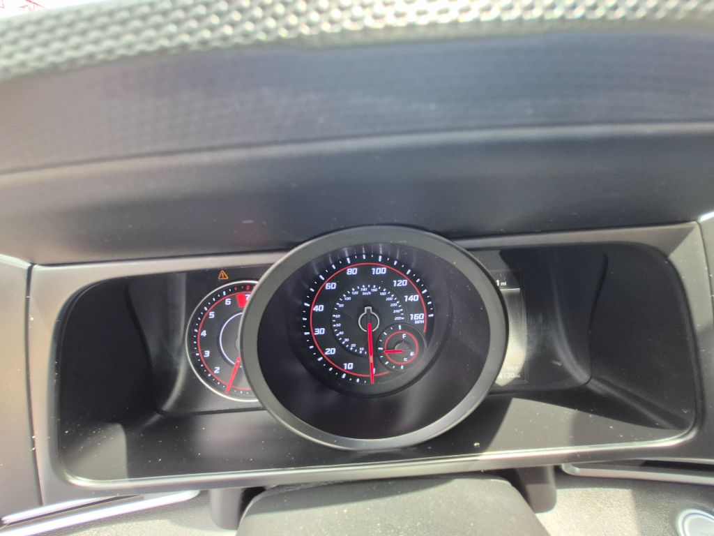 2023 Hyundai Elantra - $17,499