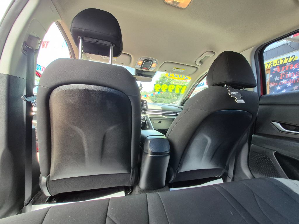2023 Hyundai Elantra - $17,499