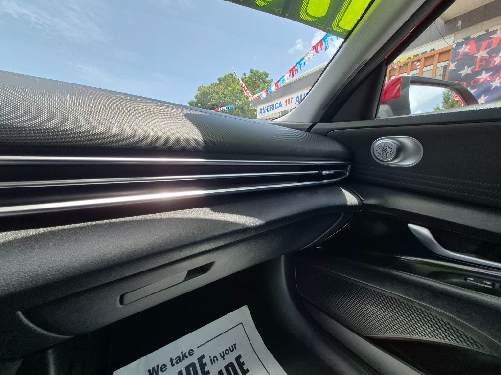 2023 Hyundai Elantra - $17,499