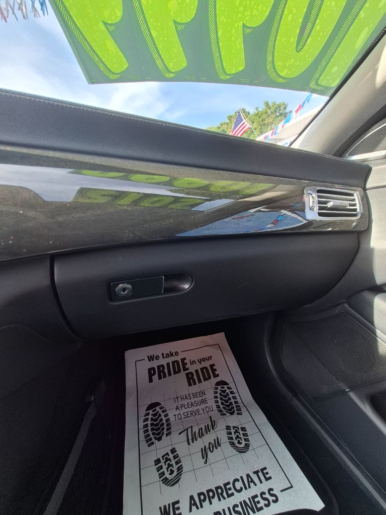 2015 Mercedes-Benz CLS-Class - $10,999