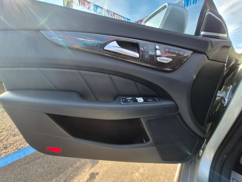 2015 Mercedes-Benz CLS-Class - $10,999