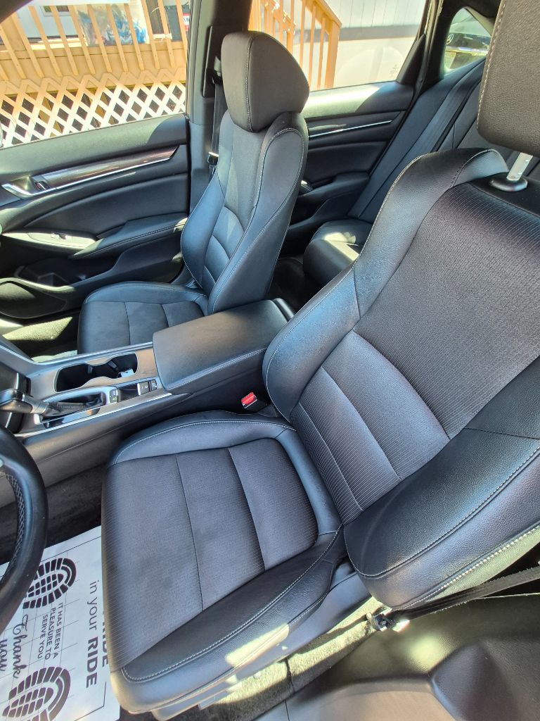 2019 Honda Accord - $11,999