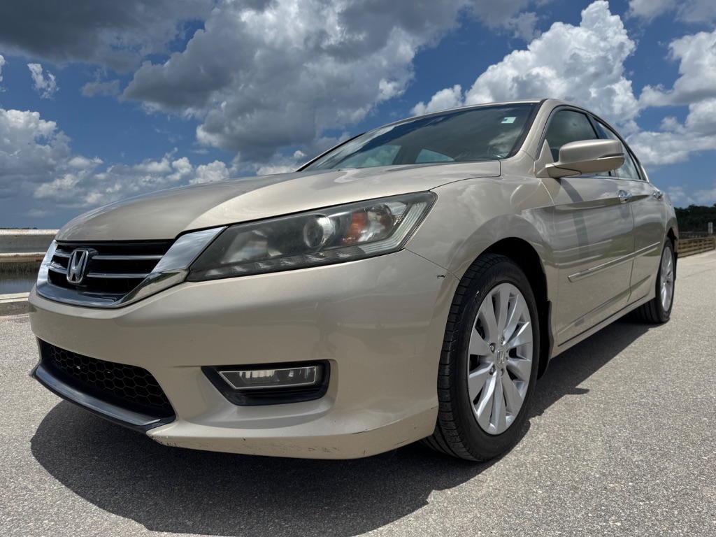 2013 Honda Accord - $13,999