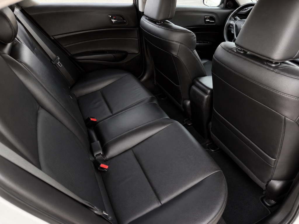 2013 Acura ILX - $10,999