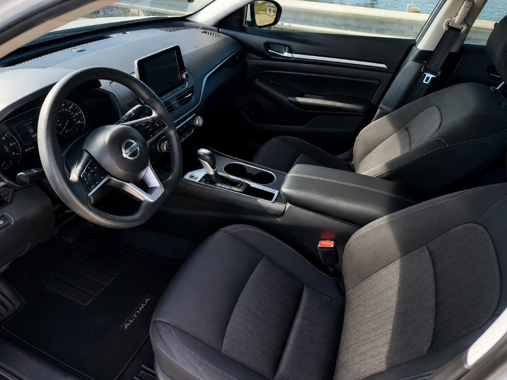 2022 Nissan Altima - $13,999