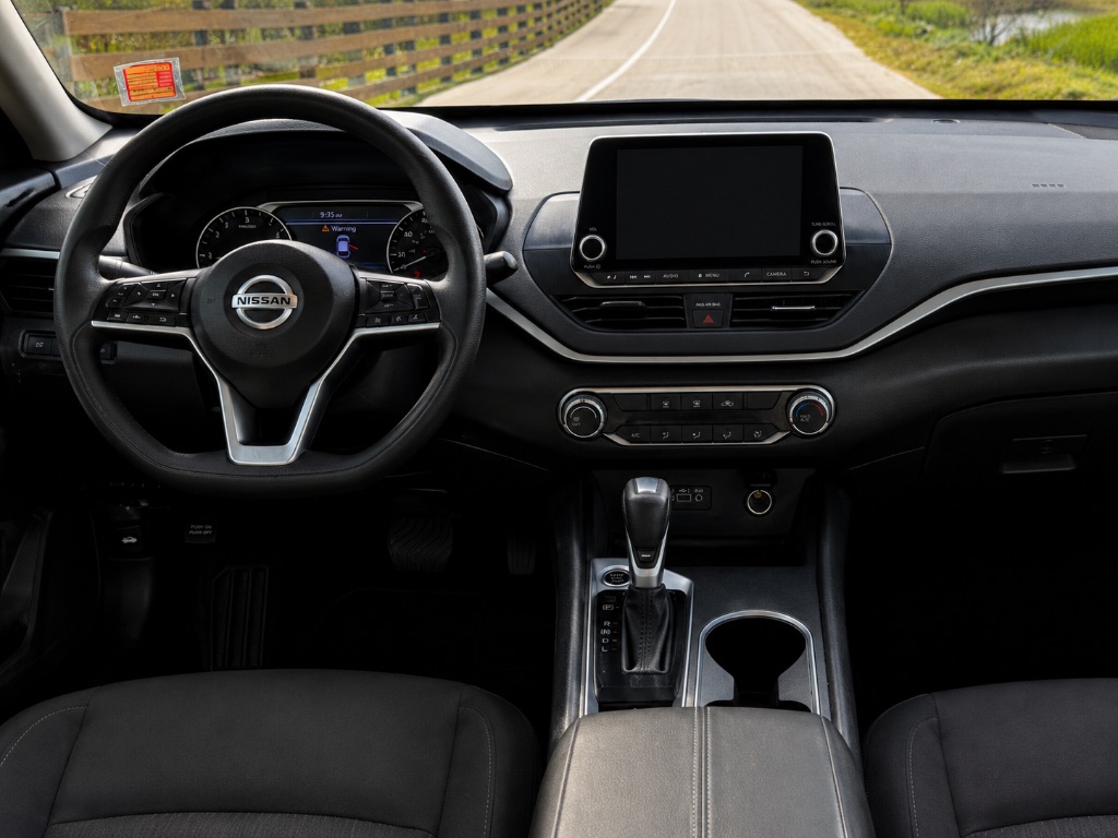 2022 Nissan Altima - $13,999