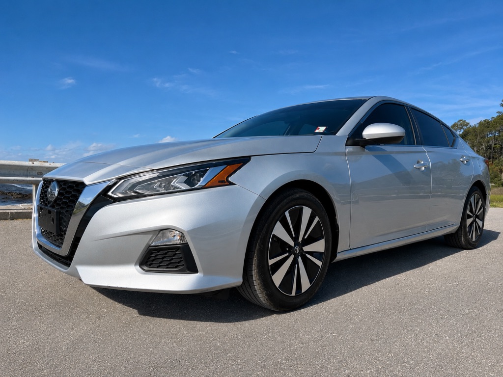 2022 Nissan Altima - $13,999