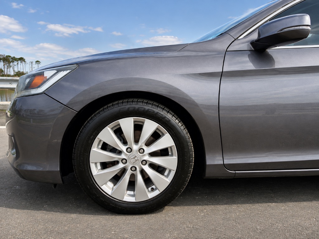 2014 Honda Accord - $12,999