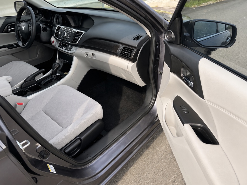2014 Honda Accord - $12,999