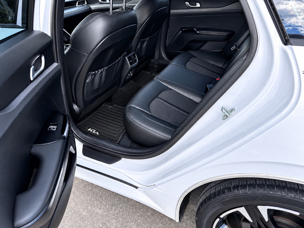 2021 Kia K5 - $16,999