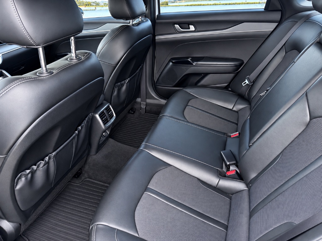 2021 Kia K5 - $16,999