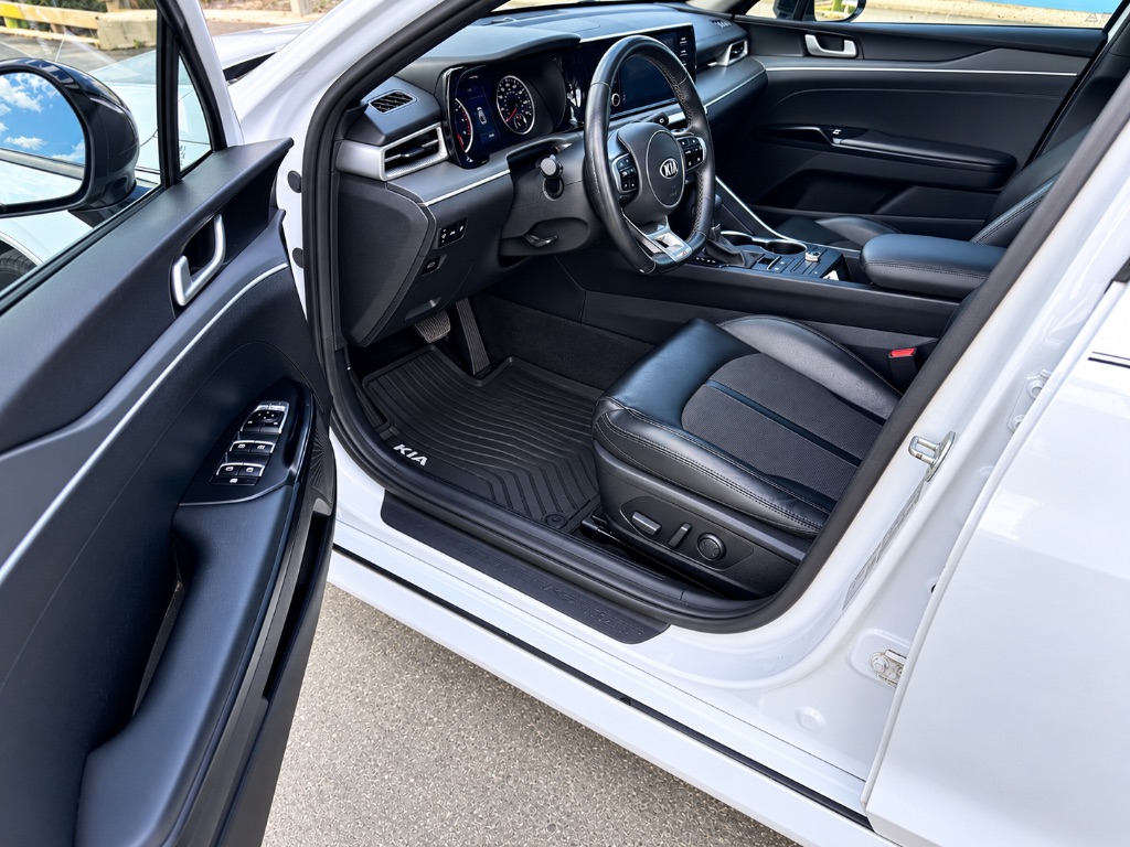 2021 Kia K5 - $16,999