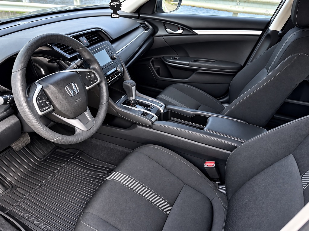 2016 Honda Civic - $11,999