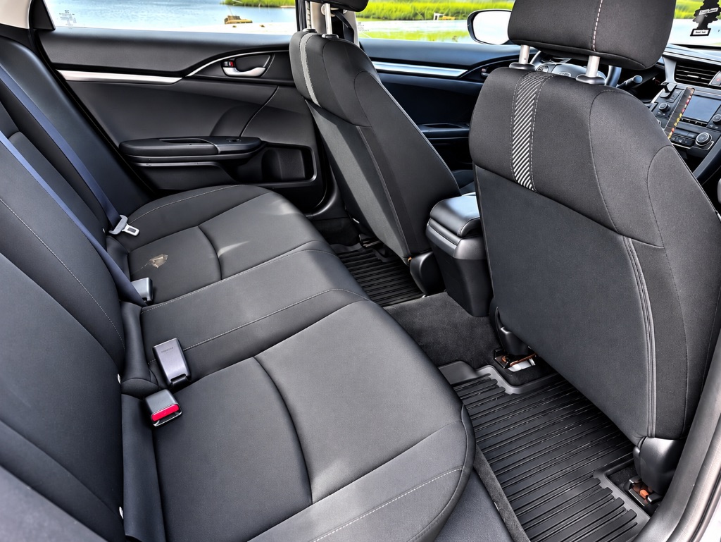 2016 Honda Civic - $11,999