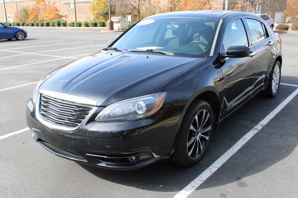 2013 Chrysler 200 Touring