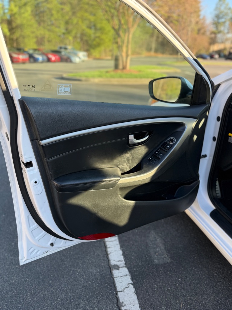 2013 Hyundai Elantra - $7,999