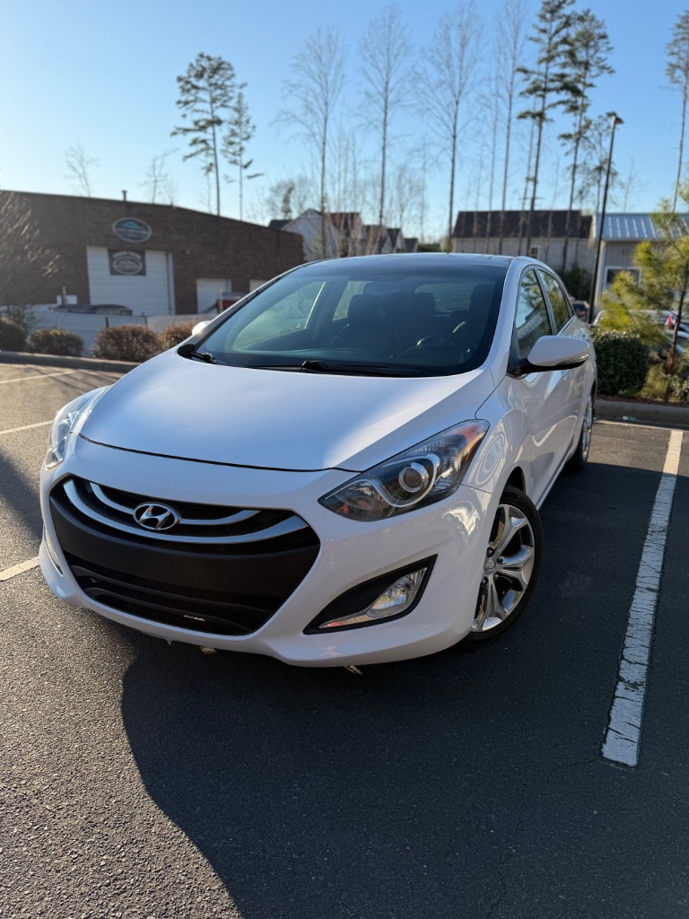 2013 Hyundai Elantra - $7,999
