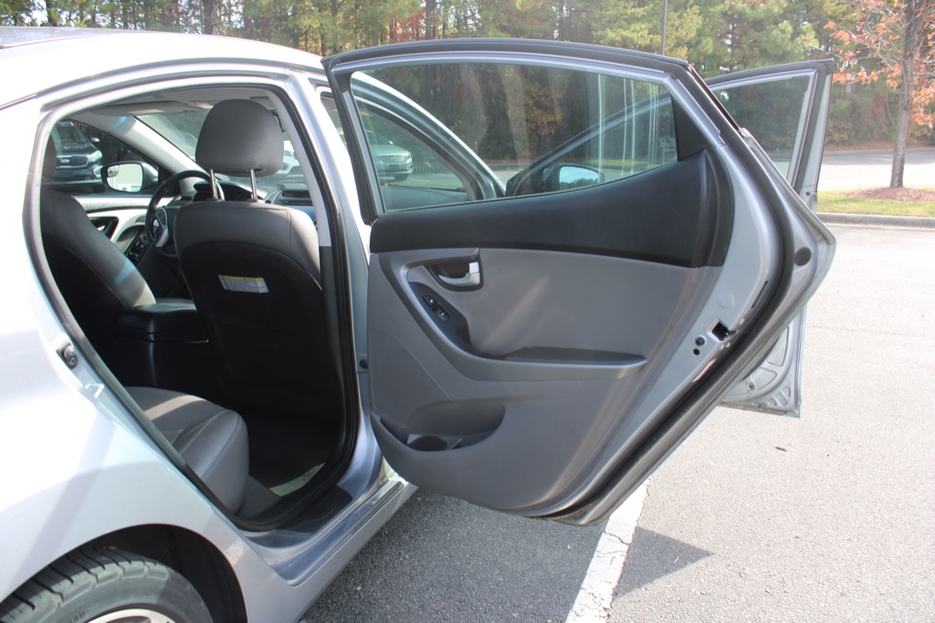 2015 Hyundai Elantra - $7,900