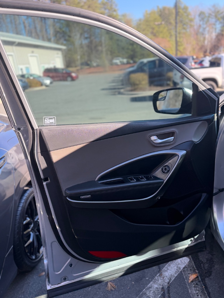 2018 Hyundai Santa Fe Sport - $13,999